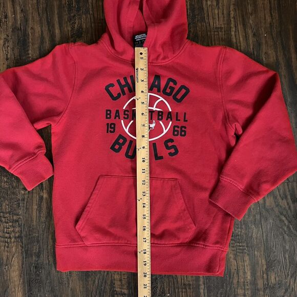NBA‎ Chicago Bulls Hoodie Youth Medium 10-12 Red Pullover Sweatshirt Basketball - Picture 5 of 5
